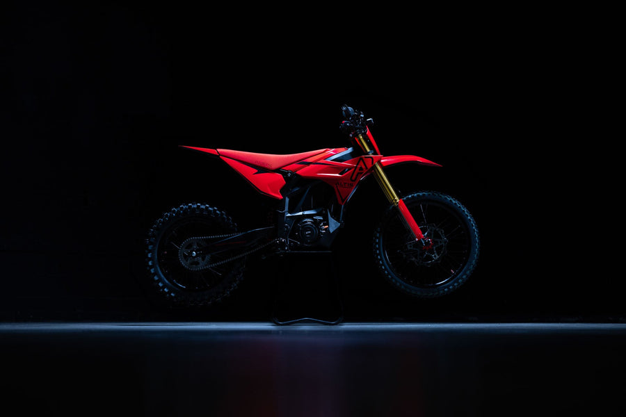 Altis Sigma MX 2026 electric dirt bike, Red, 19"/16" MX wheels — side profile