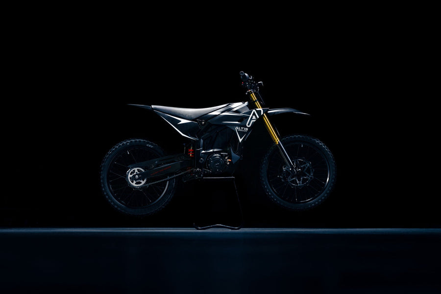 Altis Sigma 2026 electric dirt bike, Black, 19"/19" trail wheels — side profile