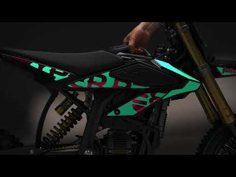 Sur-Ron Hyper Bee 2026 riding video