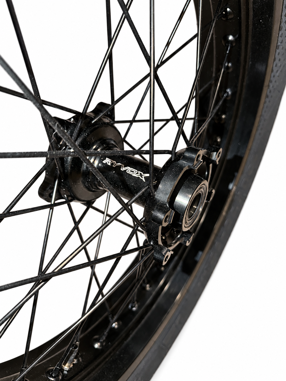 Light Bee 2 supermoto rear hub detail