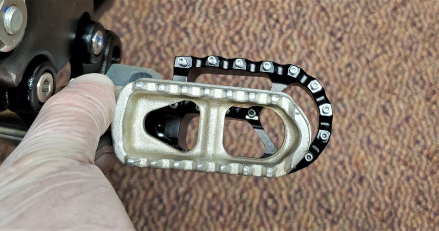 Warp 9 Surron LBX Foot Pegs